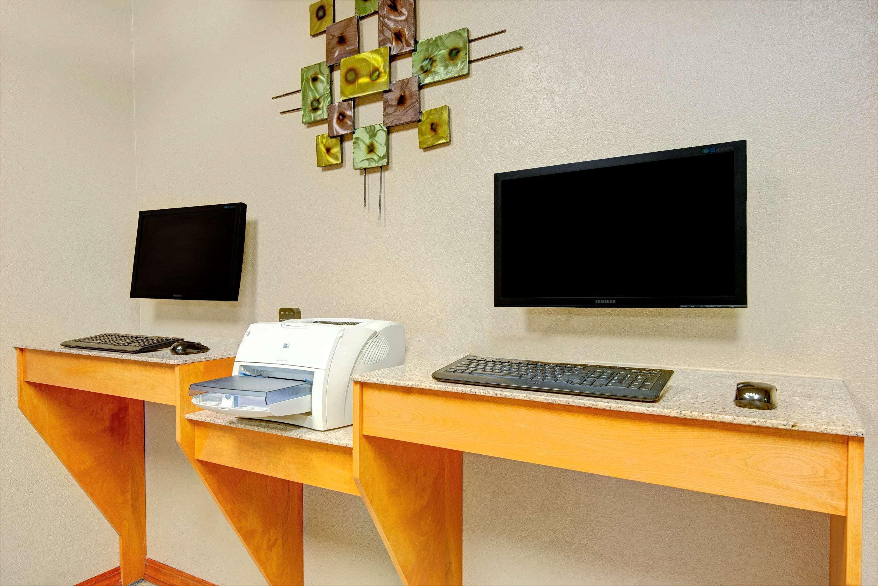 Super 8 By Wyndham Independence Kansas City Extérieur photo